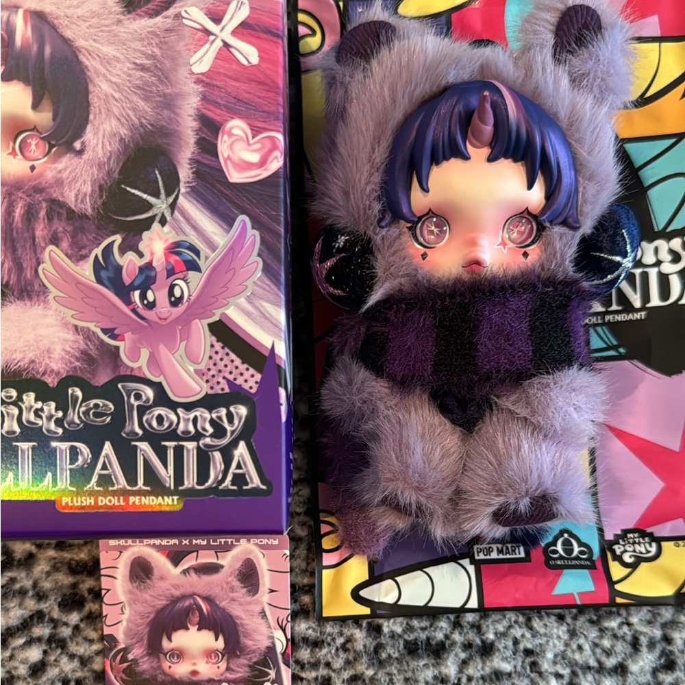 Pop Mart Skullpanda X My Little Pony